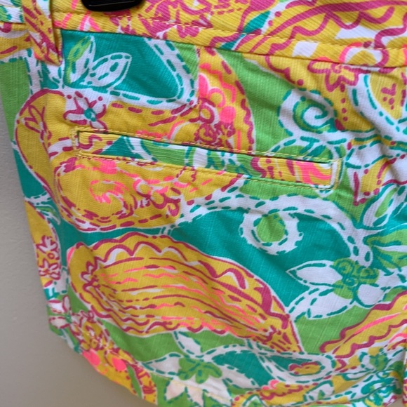 Lilly Pulitzer Walsh Shorts - Picture 7 of 7
